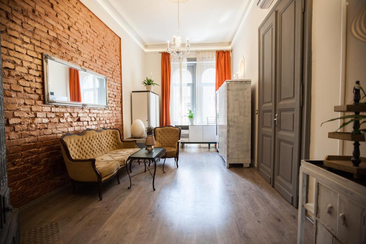 N42 By Small Home Budapest Budapeste Exterior foto